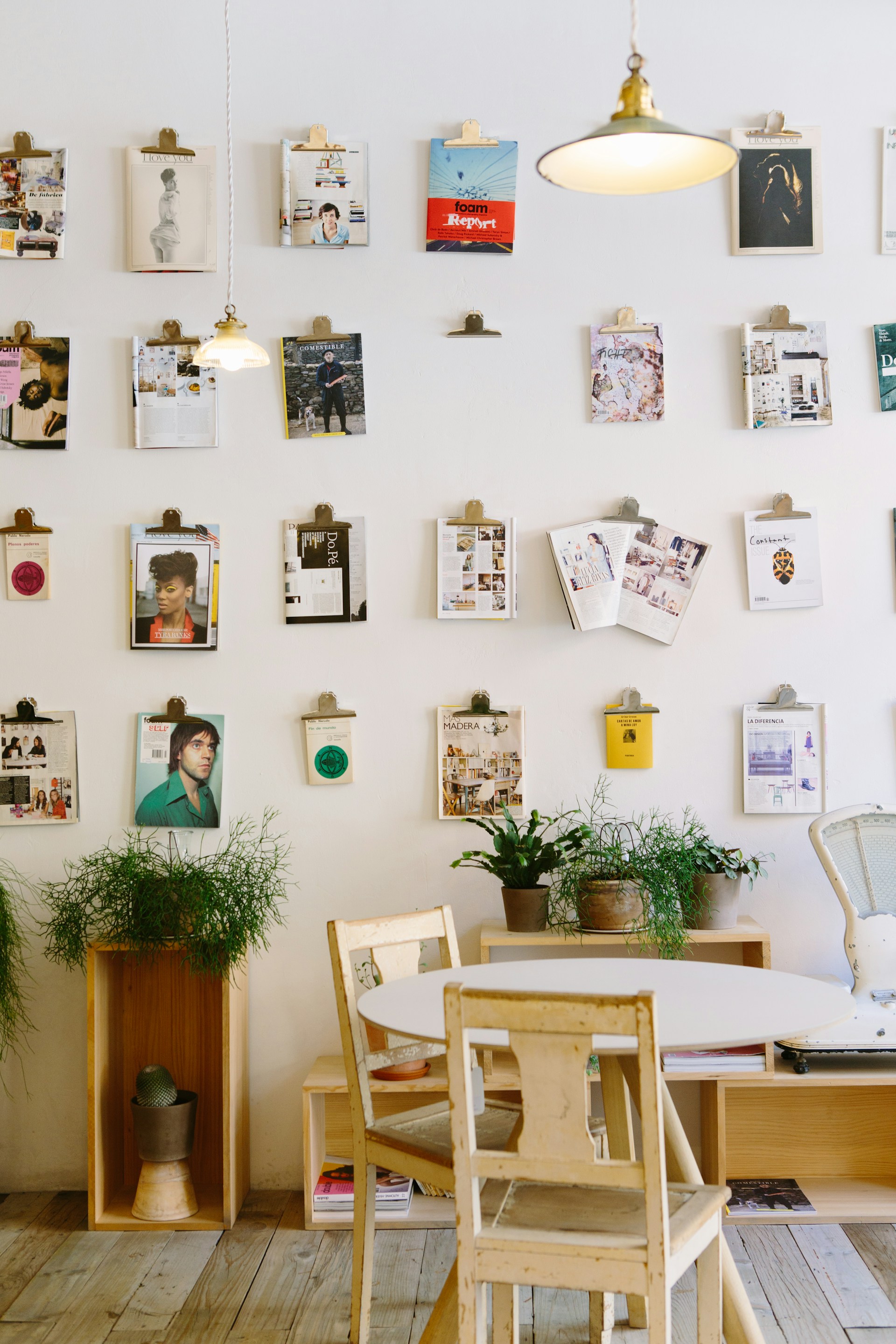 Decorative Paintings Can Transform Home